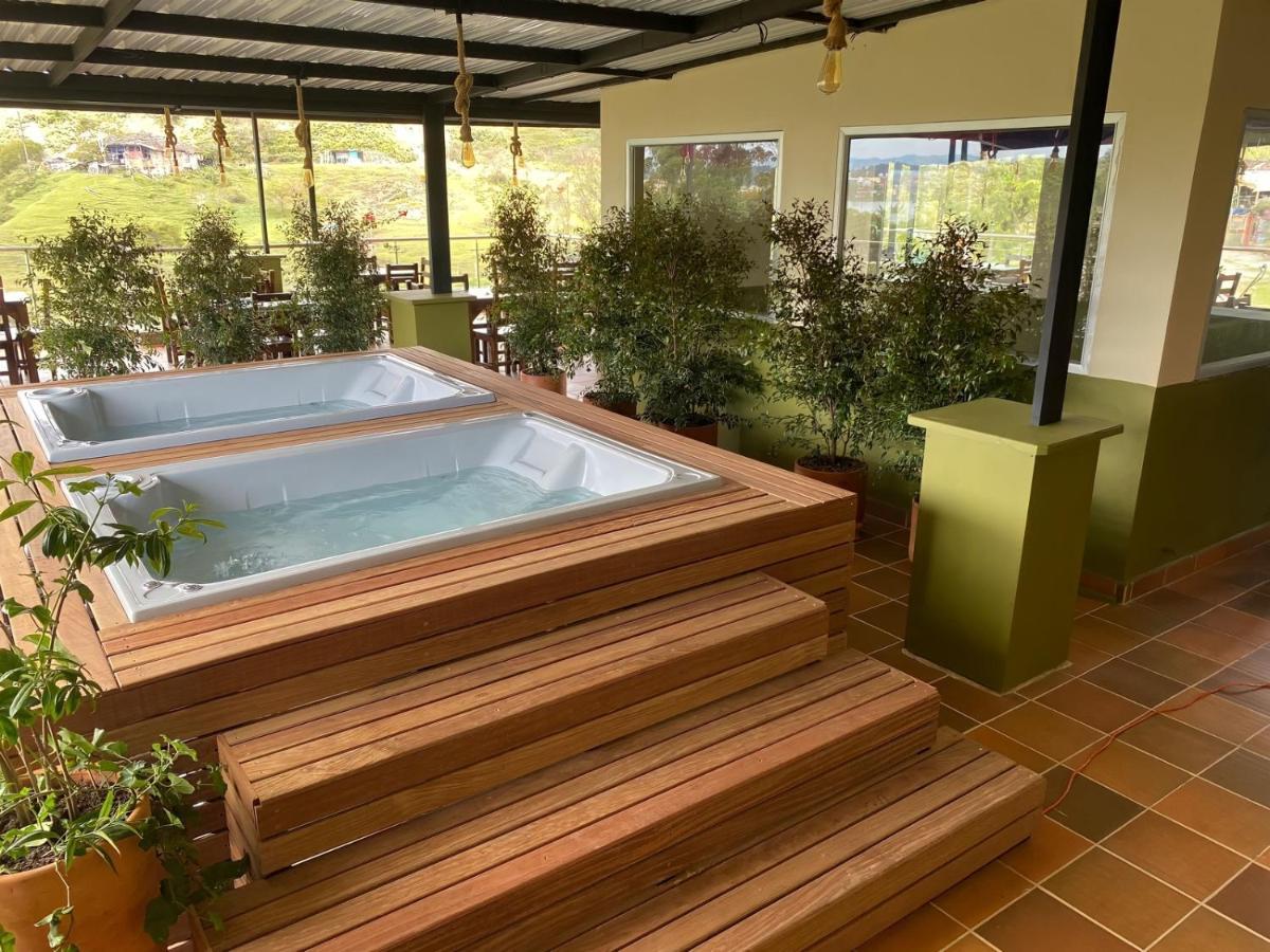 Hotel Bambu Guatape Exterior photo