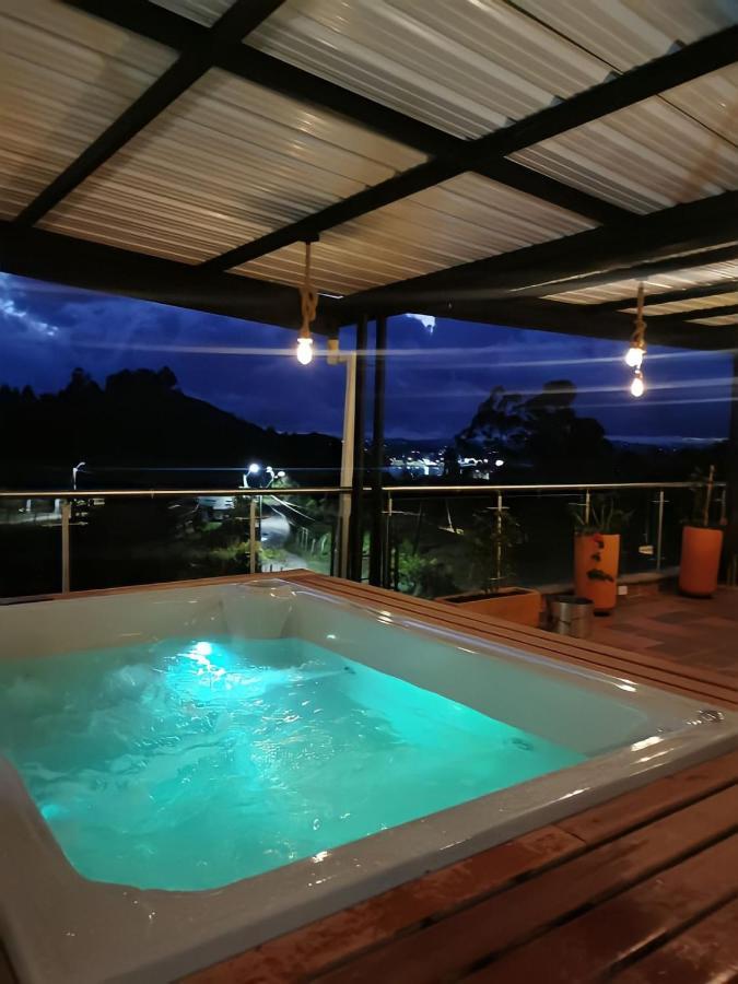 Hotel Bambu Guatape Exterior photo